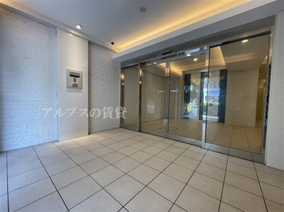 【エントランス】 | リヴシティ横濱宮元町