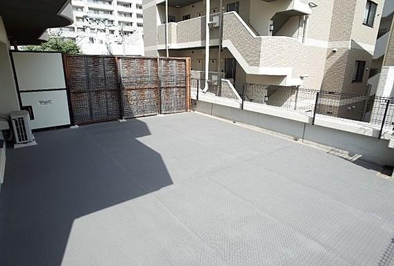 アムール住吉のバルコニー