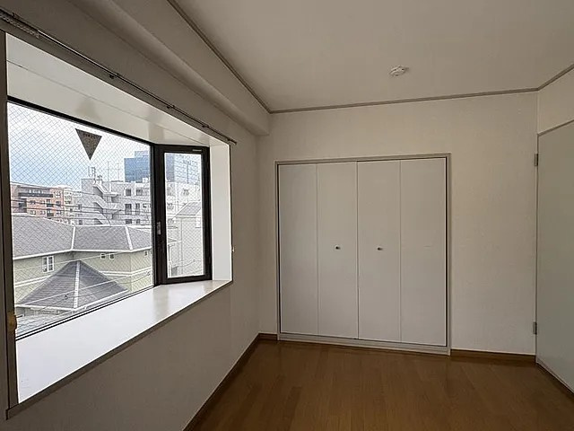 ベルヴィ本山中町の居間・リビング