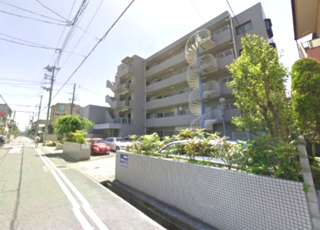 ベルヴィ本山中町の外観