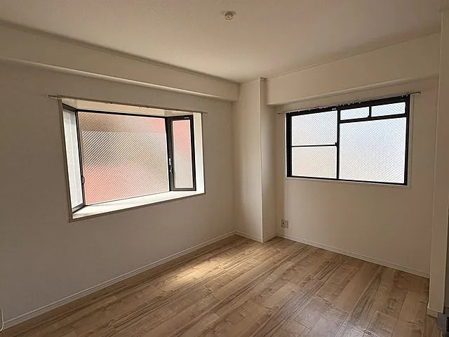 ベルヴィ本山中町の居間・リビング