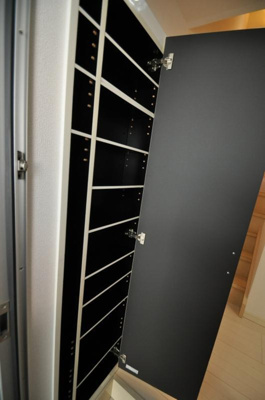 【玄関】 | リバーガーデン