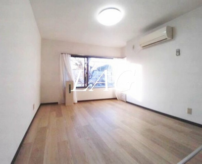 【居間・リビング】 | 千駄木ベガハウスミタケビル | 洋室のお部屋です。