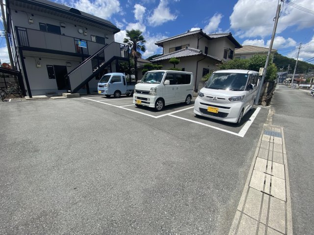 サンライフ２１Ａ棟の駐車場