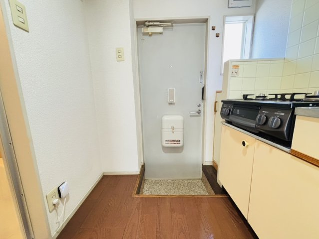 コスモパークの玄関|別号数タイプ