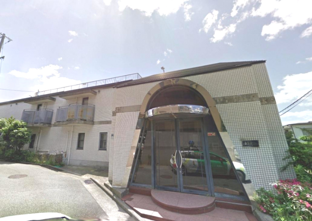 ラ・フェ・ブランシュ岡本