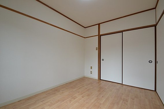 シャトーヒロの居間・リビング