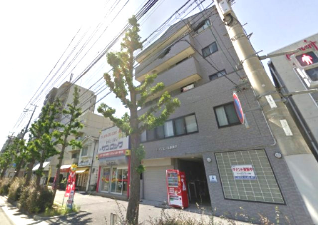 ルシェール新神戸の外観
