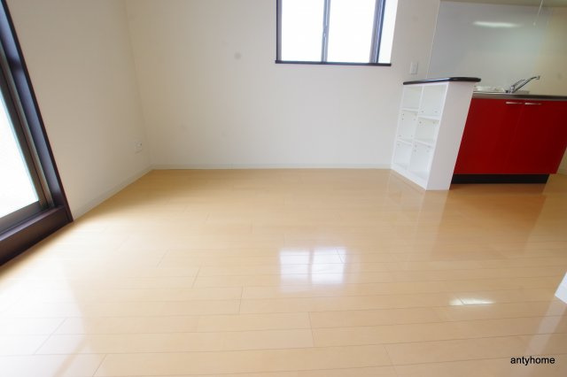 エクセレント上新１7　仲介手数料無料の洋室