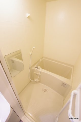 エクセレント上新１7　仲介手数料無料の浴室