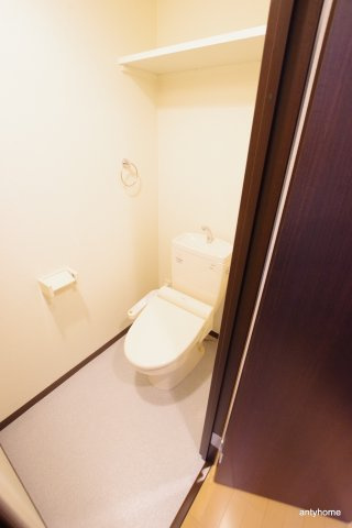 エクセレント上新１7　仲介手数料無料のトイレ