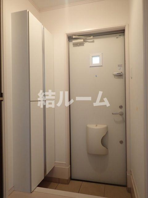 板橋区小茂根４丁目のアパートの玄関