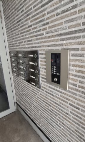 リブレメゾン香櫨園のエントランス