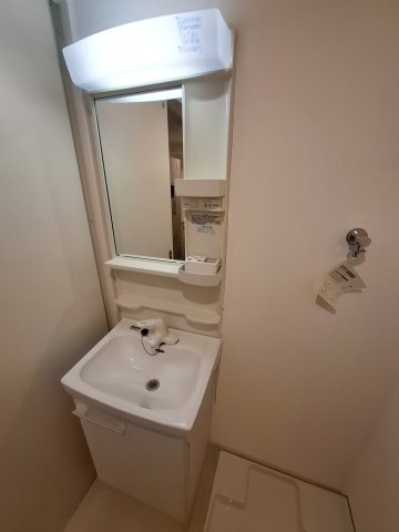 リブレメゾン香櫨園の独立洗面台