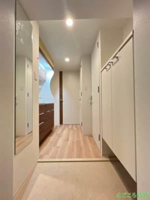 【エントランス】 | ラシーヌ瓦屋町