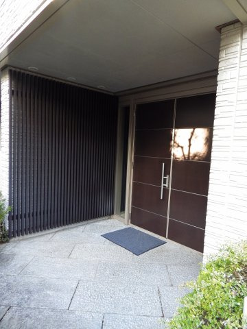 THE RESIDENCEのエントランス