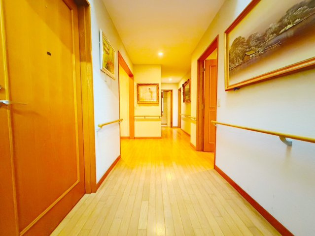 まるで官僚のお屋敷♪昇降機付き矢板市中古住宅の内装