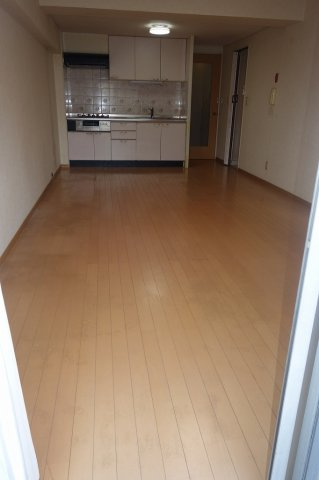 マンションニュー本郷の居間・リビング