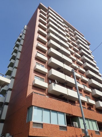 マンションニュー本郷の外観