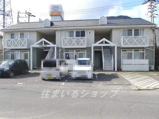 フレグランス９１７の駐車場