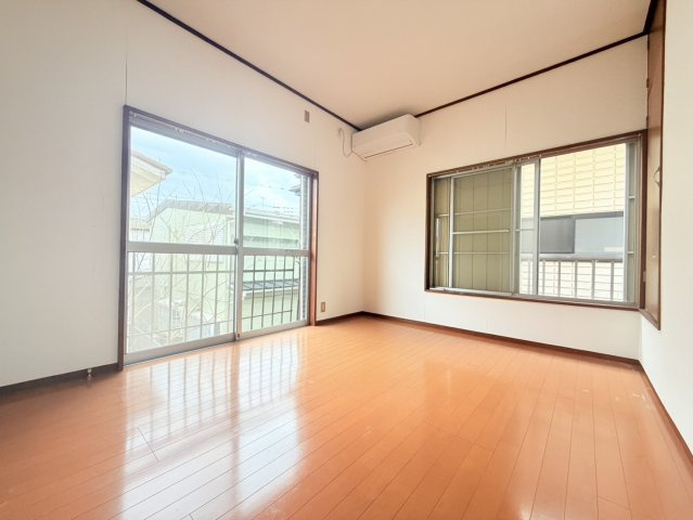 取手市双葉中古物件の洋室