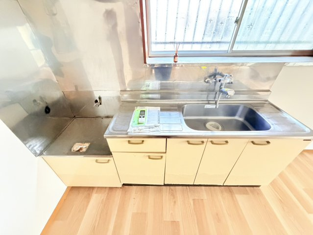 取手市双葉中古物件のキッチン