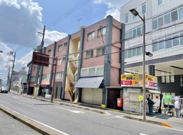 草津市大路２丁目の店舗事務所の外観