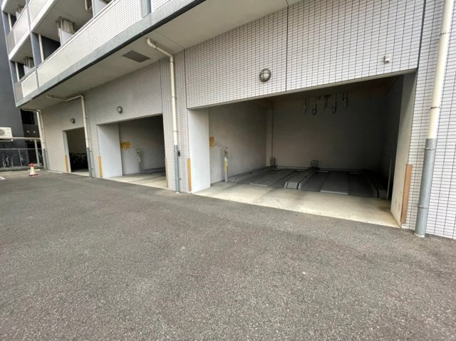 マリオン城西　名古屋市賃貸　仲介手数料無料の駐車場