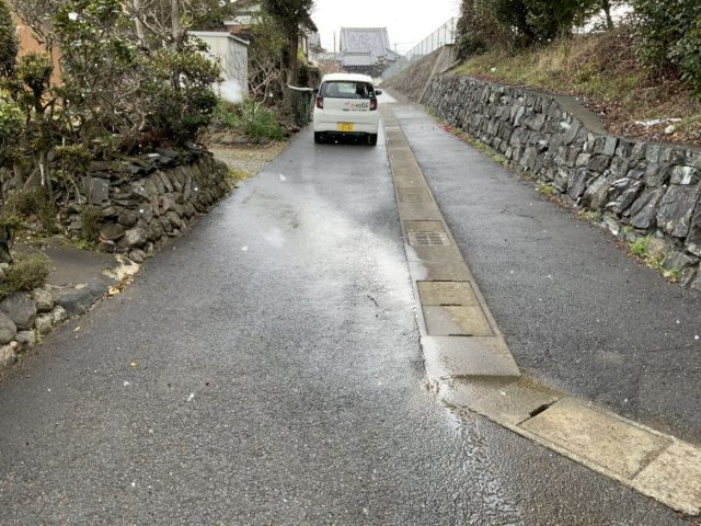 朝倉市小隈　売り土地の前面道路含む現地写真|前面道路含む現地写真です