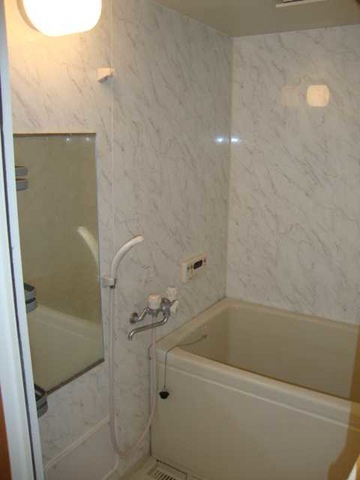 エポック弥生が丘Ⅱの浴室|追い焚き機能付きのお風呂です♪