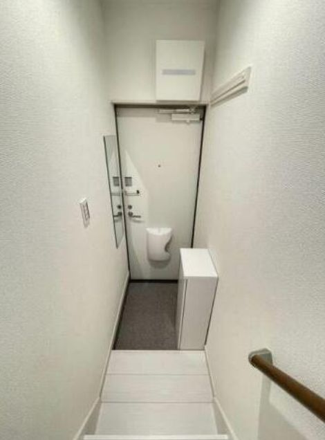 マーレ鷺ノ宮の玄関