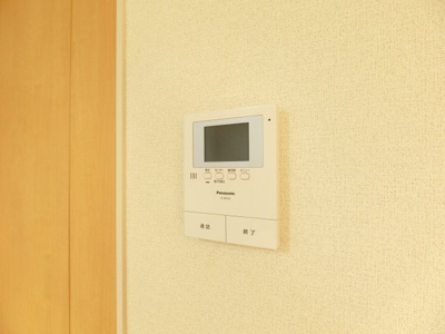 【セキュリティ】 | ボナールハイムⅡ | 突然の来客もＴＶモニターホンでしっかり確認。