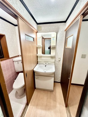 田川3丁目一戸建の洗面所