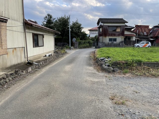朝倉市鵜木　売り土地の前面道路含む現地写真|前面道路含む現地写真です