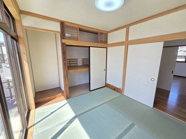 太田市由良町　中古住宅の収納