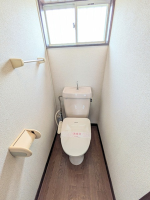 洗浄便座付トイレです♪