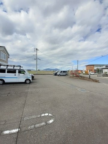 ルネサンスＡの駐車場