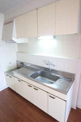 上下に収納収納棚があります！