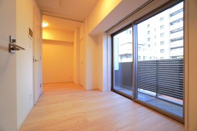 クラリティア文京湯島の居間・リビング|※写真は同タイプ住戸です。