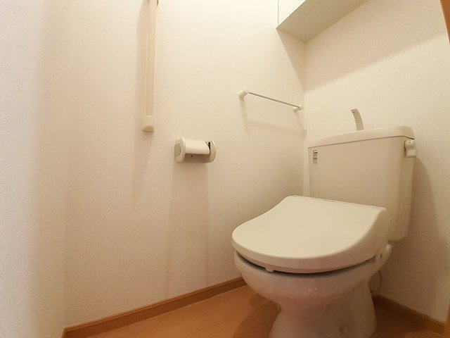 インフィニティーＢのトイレ|落ち着いたトイレです