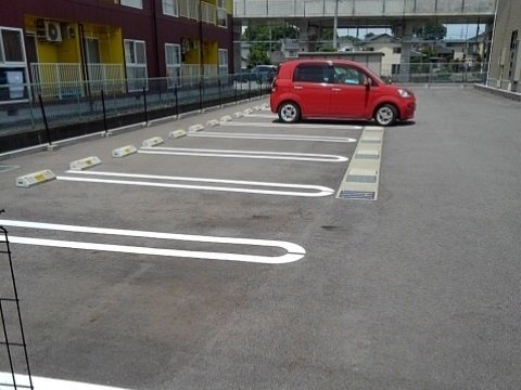 ソフィアＦの駐車場|駐車場があります