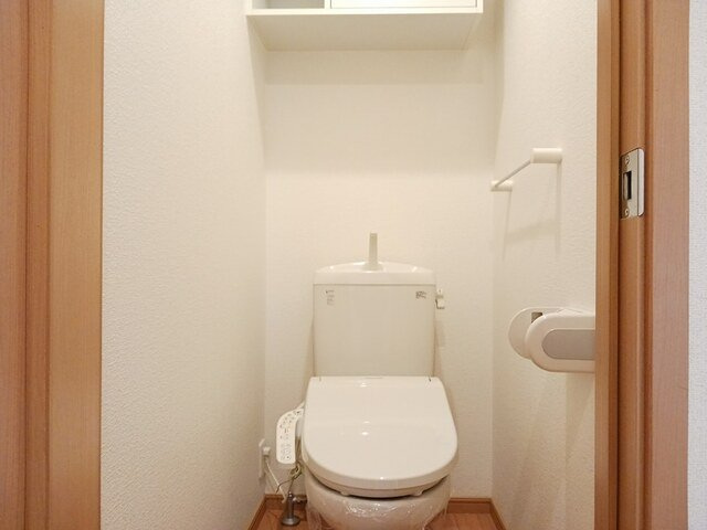 プランソレイユＡのトイレ|ゆったりとした空間のトイレです