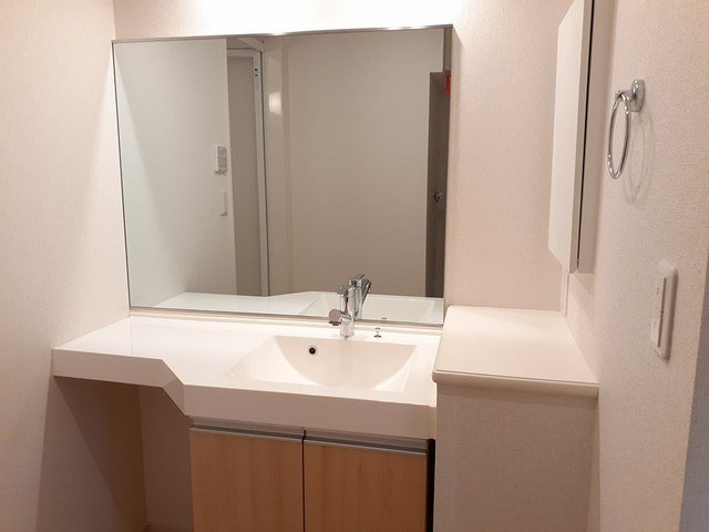 ミラノⅣの洗面所|広い洗面スペース