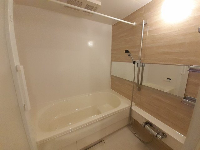 ミラノⅣの浴室|コンパクトで使いやすいお風呂です