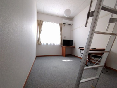 【その他】 | レオパレススプルース元木Ⅱ | 1階はフローリング仕様です。