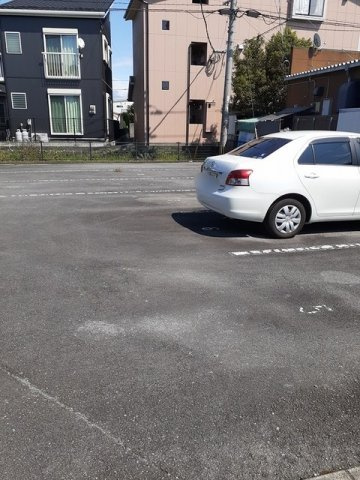 ランドマークの駐車場