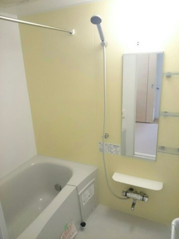 メゾン　オオコシの浴室