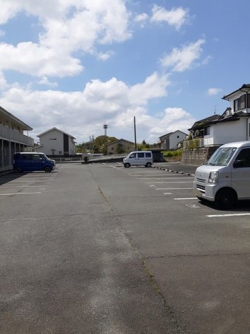 ドリームハイツ辻Ｂの駐車場