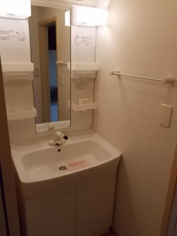 イリーデアンジュＡの洗面所