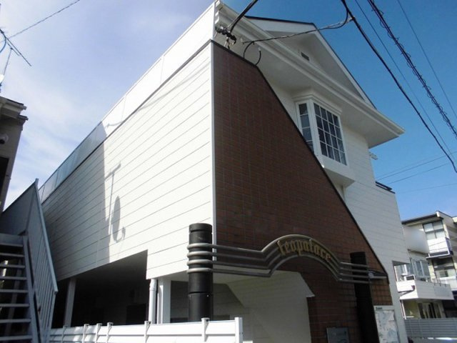 レオパレスハーモニーハイツ鶴見